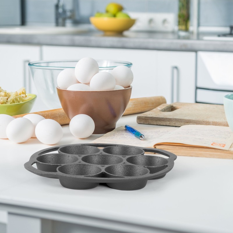 Commercial CHEF Cast Iron Biscuit Pan, Pre-seasoned Cast Iron Cookware