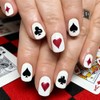 Uñas postizas cuadradas blancas cortas estilo póker, uñas acrílicas adhesivas