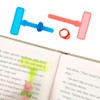 Fun Express 2" Reading Highlighter Tool Solid Color Plastic Finger