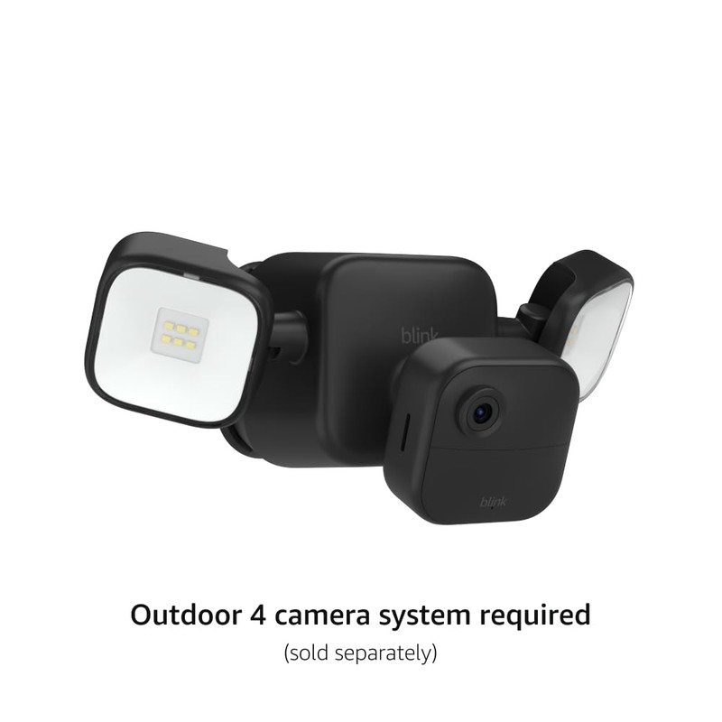 Blink Outdoor Floodlight Mount – Wire-free, 700 lumens, two-year battery