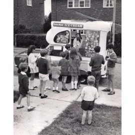 CHILDREN GETTING ICE CREAM FROM LYONS MAID ICE CREAM TRUCK 8X10 FRAMED PHOTO