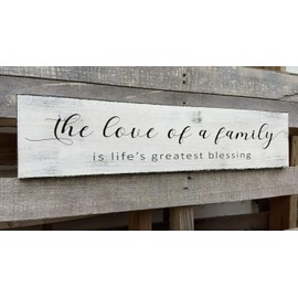 PSINGSZQ Rustic Farmhouse Sign, The Love of A Family is Life's Blessing Sign, Farmhouse Family Quotes for Living Room Wall Decor (Love of Family) 6x18 Inch
