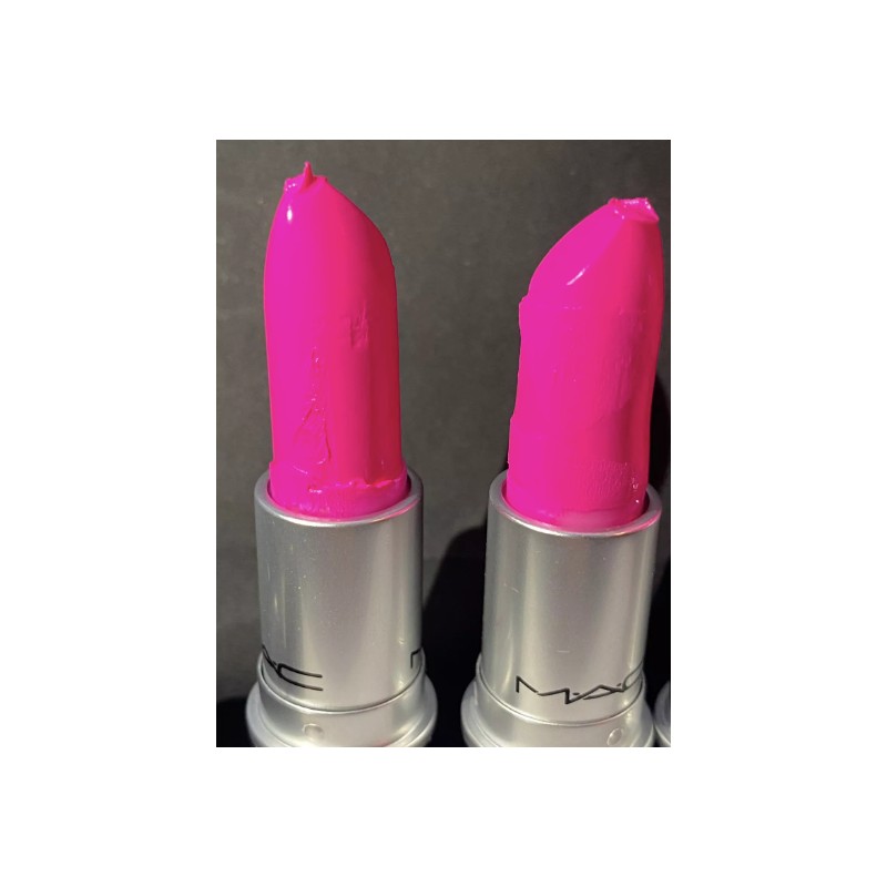 1pc MAC Matte Lipstick CANDY YUM-YUM Full Size 3 g