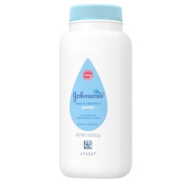 Johnson's Baby Cornstarch Baby Powder with Aloe and Vitamin E for Delicate Skin, Hypoallergenic, No Addded Parabens, and Dyes for Gentle Baby Skin Car