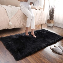 AUFELL Faux Sheepskin Rug Fluffy Rug,Fluffy Area Small Rugs Shaggy Rugs for Bedroom Rug Fluffy Sofa Floor Carpet Home Decoration Black Rugs (23.6 x 35.4 inch)