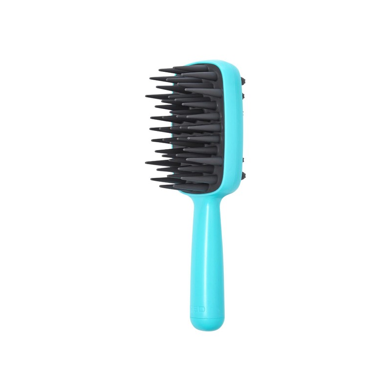 Red by Kiss Scalp Master 2-in-1 Silicone Scrubber & Shampoo