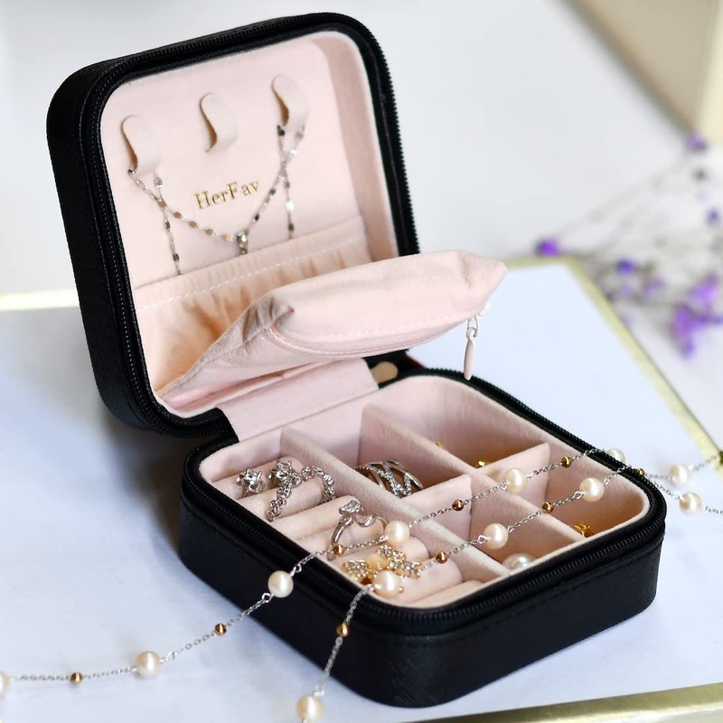 HerFav Small Travel Jewelry Case