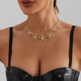 JUSTUSNX Gold Necklaces for Women Flower Choker Necklaces Dainty Chain Necklace for Women and Girls