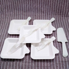 Set of 10 Guest Disposable Plastic Party Supplies 10 Forks, 10 Paper Plates & 1 Knife (White)