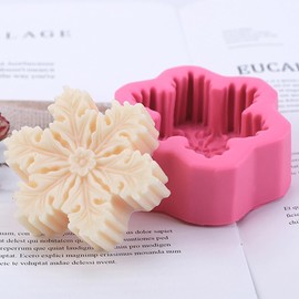 Christmas Silicone Snowflake Mold Candle Soap, DIY Aromatherapy Plaster Candle Decorating Mold Candy Chocolate Making Tools (1)