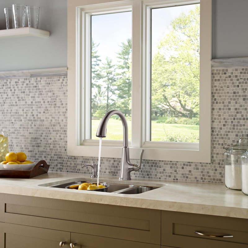 Pfister Pasadena Kitchen Faucet with Pull Down Sprayer and Soap