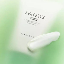Skin1004 스킨1004 마다가스카르 센텔라 티트리카 B5 크림 (리뉴얼) 75ml Skin1004 Madagascar Centella Tea Tree B5 Cream (Renewal) 75ml [Tea Tree B5 Cream (Renewal) 75ml]