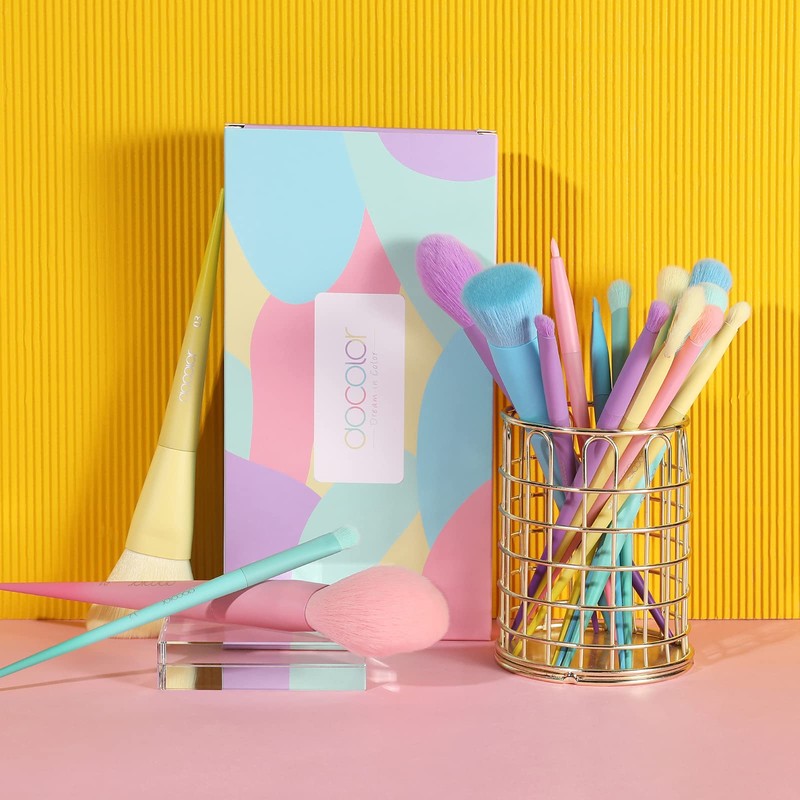 Docolor 17-Piece Makeup Brush Set, Pink Make-Up Brush Set, Includes