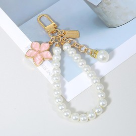 AGEN KGEN Cute Flower keychains for Women, Aesthetic Keychain Charms, Bag ＆ Purse Charms for Handbags ＆ Backpacks Accessories (Black & White & Pink Pearls)