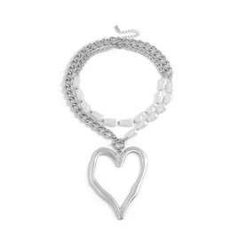Y2k Heart Necklace for Women Chunky Silver Love Pearl Choker Necklace Layered Necklaces Large Heart Necklaces for Women Irregular Pearl Necklace Statement Jewelry Gifts
