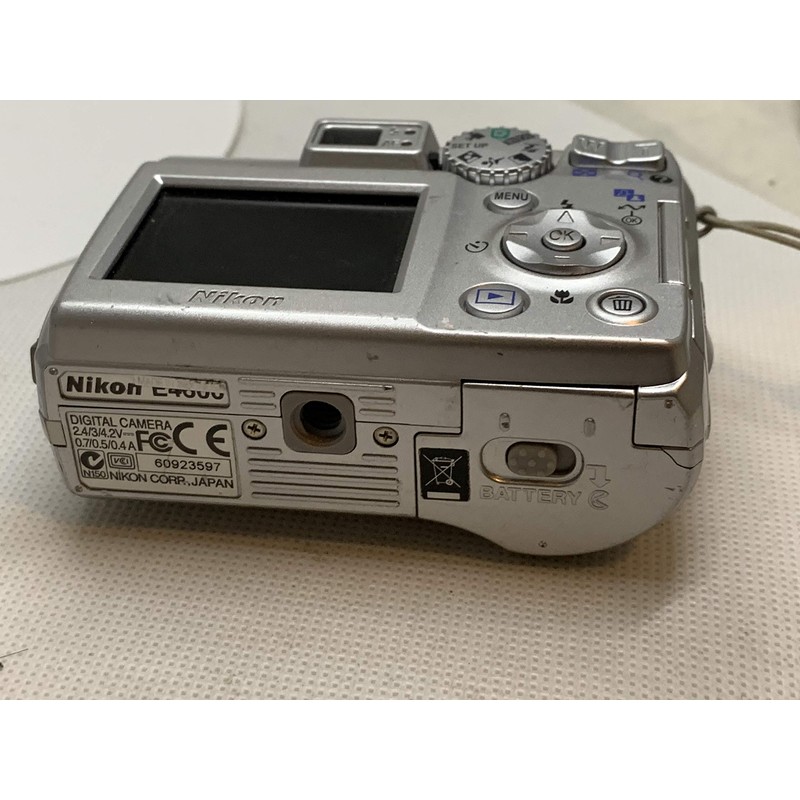 Nikon Coolpix 4600 - Digital camera - compact - 4.0
