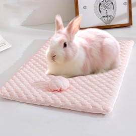 FOSDICK Small Pet Cooling Mat, 41x 30cm Rabbit cooling Mat, Rabbit Cooling Pad Bite Resistance, Soft and Comfortable Cool Mats for Rabbits, Guinea Pig, Hamster, Stay Cool This Summer, Pink Pet Ice Pad