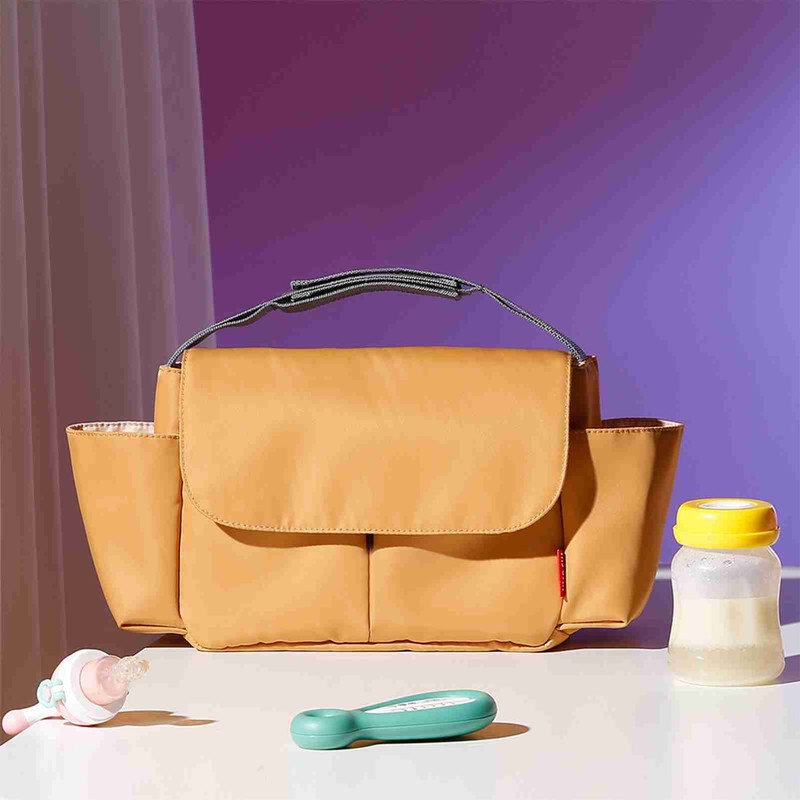 Multi-functional Diaper Bag Water-proof Baby Backpack with Internal Compartment Design