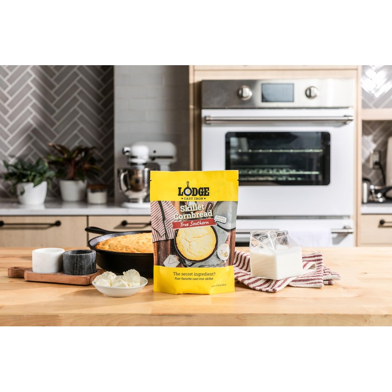 Lodge Cast Iron Skillet Cornbread - Pair with Cast Iron