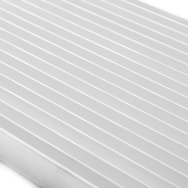 水冷式ラジエーター 熱交換器 冷却システム アルミニウム コンピュータCPU 用 19個入り 300*140*20mm ヒートシンク 300×300