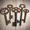 19th-Century Cast Iron Assorted Keys With Antique Finish (Lot of
