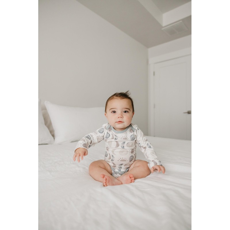 Copper Pearl Long Sleeve Bodysuit, Eclipse, 12-18 Months