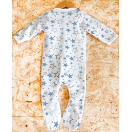 'Born To Love Man Utd Just Like Daddy' Baby Boy Girl Sleepsuit Designed and Printed in the UK Using 100% Fine Combed Cotton (0-3 Months, White/Blue Stars)
