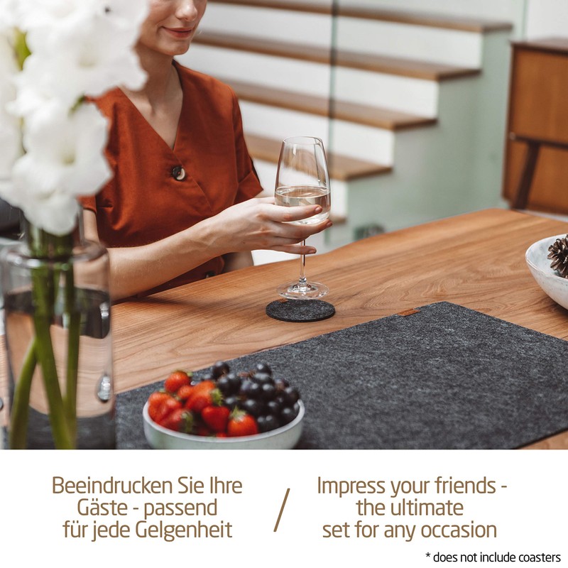 Miqio Design Felt Table Runner Stars | Winter Table Runner