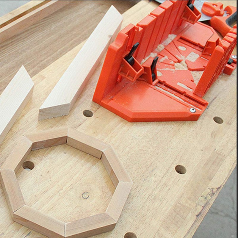 Mitre Box Made of Plastic, Mitre Box with Saw Compartment,
