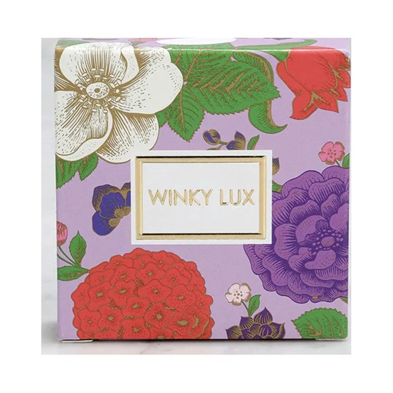 Winky Lux Diamond Infused Pressed Powder are a girls best