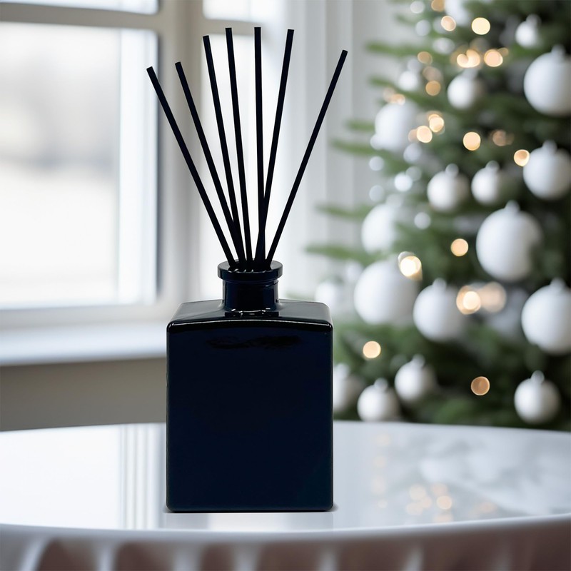 Urban Naturals Smoked Vanilla Reed Diffuser Set with Vanilla Bean,