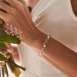 EVER FAITH Gorgeous Cubic Zirconia Wedding Link Bracelet for Bride Bridesmaids, Gold Plated Faux Pearl White Marquise Teardrop Crystal Floral Bridal Jewelry for Women Prom