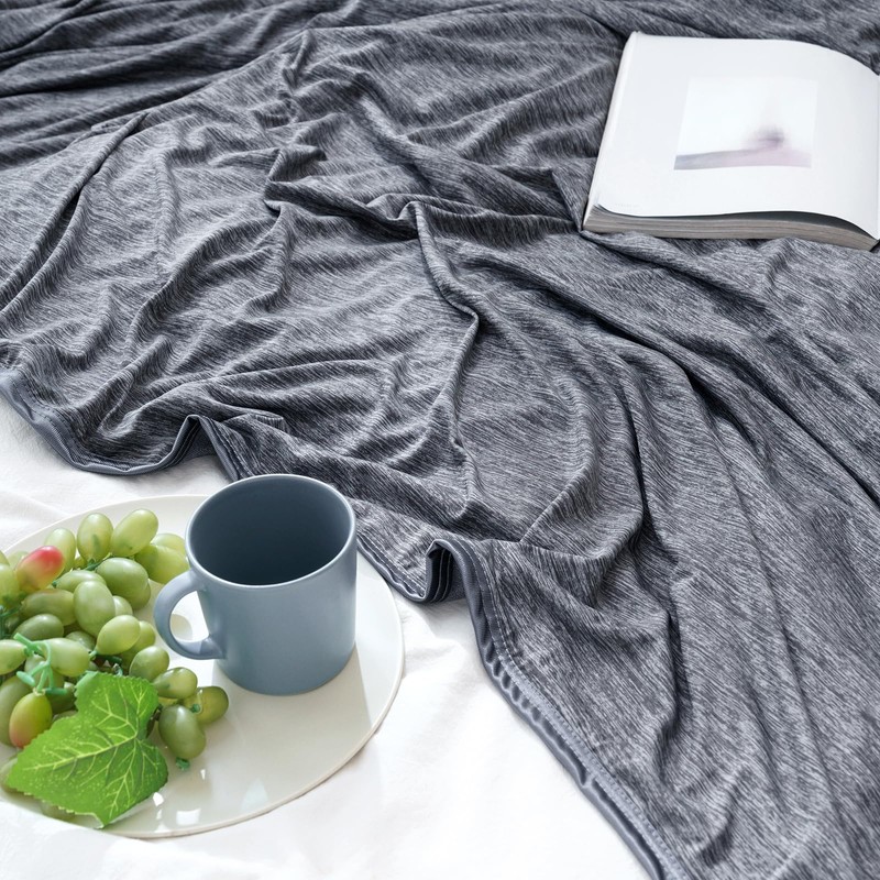 MIULEE Cooling Blanket Double-Sided 2 in 1 Lightweight Summer Blanket