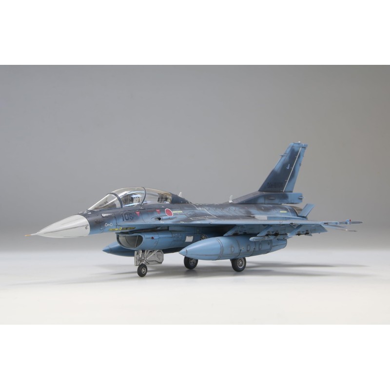 FineMolds 1/72 Jet Aircraft Series Air Self-Defense Force F-2B Fighter