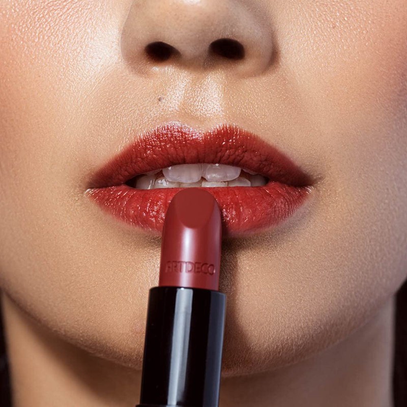 ARTDECO Perfect Colour Lipstick - Long-Lasting Shiny Red Lipstick -