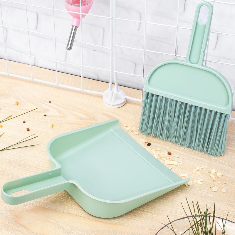 Cage Cleaner for Guinea Pigs Mini Dustpan and Brush Set