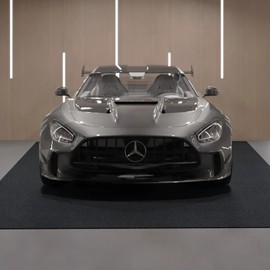 VEVOR Garage Floor Mat, 7.6'x19' Waterproof Protection from Water,Snow, Rain,Mud and Oil for Cars, Non-slip Heavy Duty Containment Mat with TPE Anti-Leak Backing & Easy to Clean & Cuttable