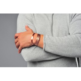 Earth Therapy Pure Copper Shiny Minimalist Bracelet – Adustable Sizing - for Men & Women