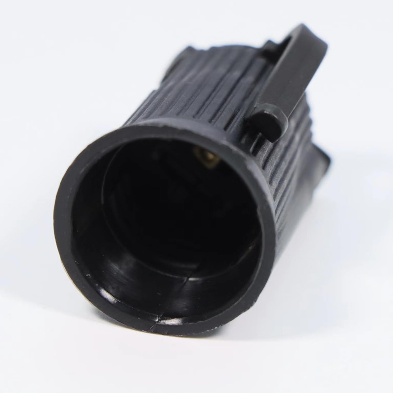 Encoidoz 100PCS C9 E17 Replacement Bulb Sockets, C9 Black Socket