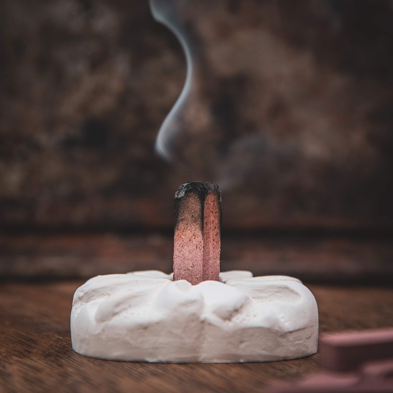 Juniper Wood Incense - 40 Bricks - Incienso De Santa