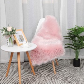 PiccoCasa Double Heart Shaped Soft Faux Sheepskin Fur Plush Area Rugs for Home Living Room Balcony Sofa Floor Mat Bedroom 4ftx2ft Light Pink
