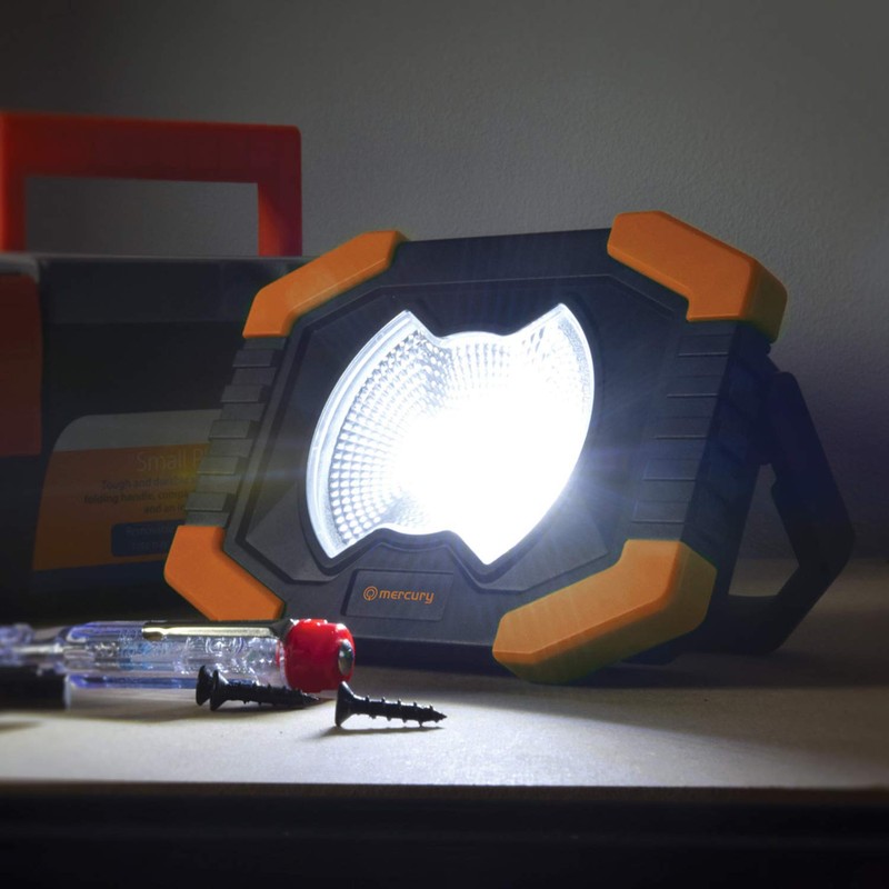 Lyyt | Compact Ultra Bright LED Worklight & Torch