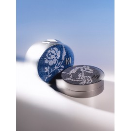 Hera [Hera × Mark Gong] Cushion Case (Washed Black Vintage Blue) + Reflection Skin Glow Cushion Foundation Refill / [헤라 × 마크공] 쿠션 케이스 (워시드 블랙/빈티지 블루) + 리플렉션 스킨 글로우 쿠션 파운데이션 리필