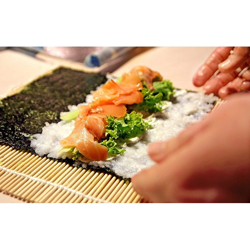 BambooMN Sushi Making Kit 1x Green 1x Natural Bamboo Rolling