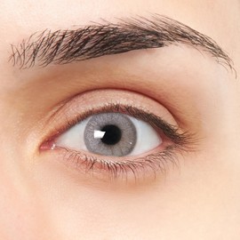 Valencia VIP sanftes himmelblau Kontaktlinsen super natürliche Design mit Ring I Jahreslinsen farbig ohne Stärke (2 Linsen) + Kontaktlinsenbehälter, Pinzette und Einsetzer mit weichem Silikon