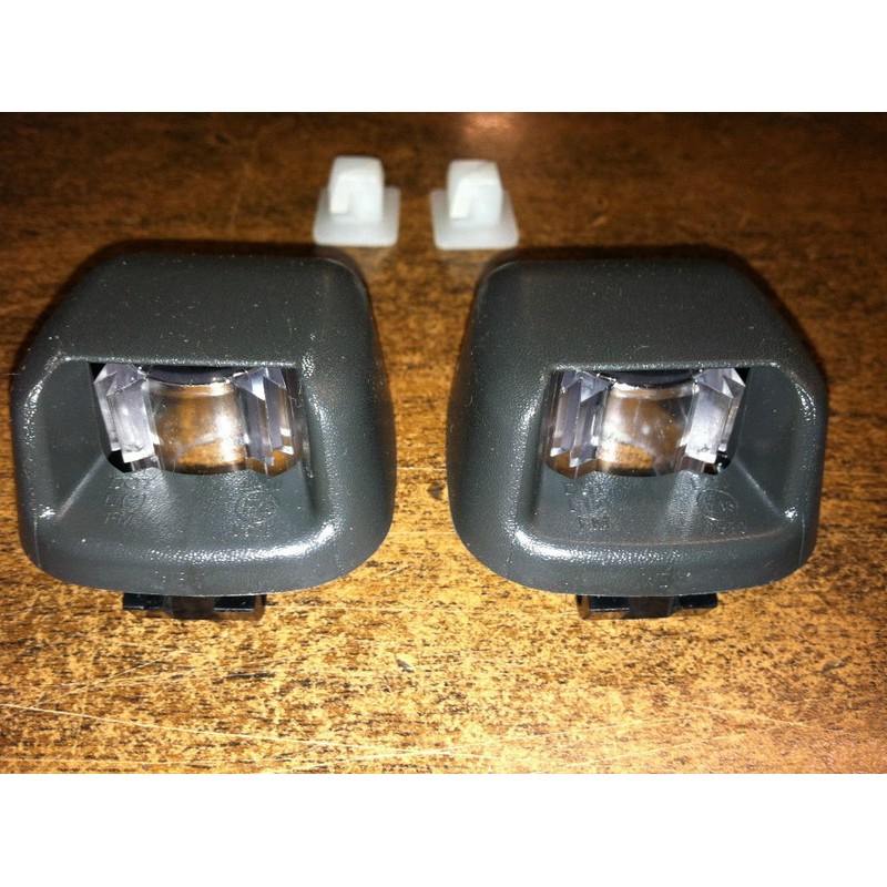 Nissan New OEM 2006-2012 Xterra Rear License Plate LAMP Assembly