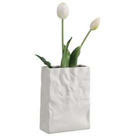 Navaris Paper Bag Vase Made of Ceramic - Paper Bag Decorative Flower Vase for Windowsill Sideboard Chest of Drawers - for Flower Arrangements and Dried Flowers - Living Room Decoration in Beige
