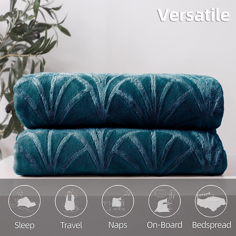Whale Flotilla Cuddly Blanket with Leaves Pattern, Warm Sofa Blanket,