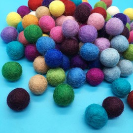 100 Pcs Wool Ball Felt Colorful Garland, Wool Fiber, 0.8 inch (2 cm) Diameter Balls, Ultra Lightweight, Cute, 20 Colors, Party Decorations