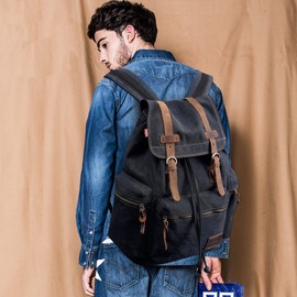 KAUKKO Canvas Vintage Backpack for Women and Men, School Backpack with Large Capacity, Retro Stylish Backpack for Outdoor Travel and Hiking Black